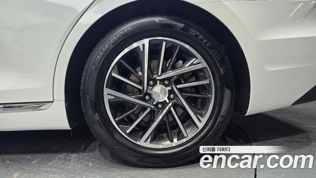 Hyundai Grandeur 2023 — photo 7
