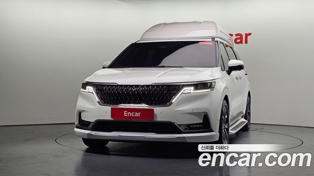 Kia Canival 2023 — photo 3