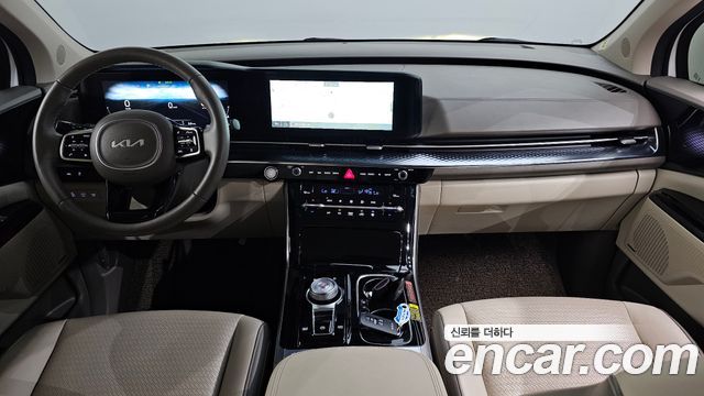 Kia Canival 2023 — photo 10