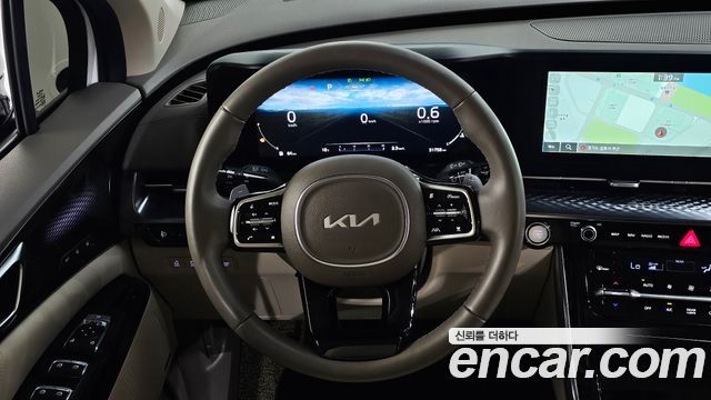 Kia Canival 2023 — photo 21