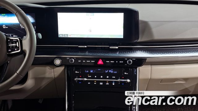 Kia Canival 2023 — photo 22