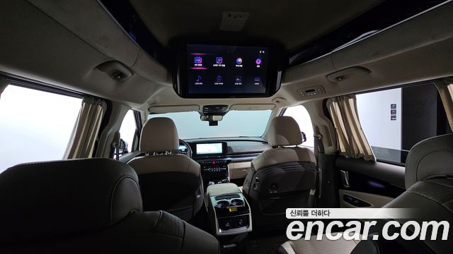 Kia Canival 2023 — photo 29