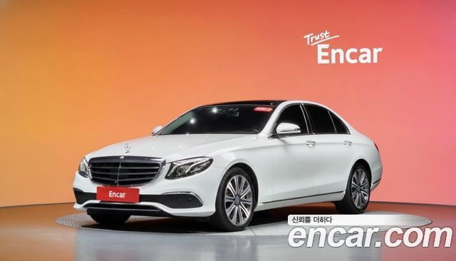 Mercedes-Benz E-Class 2017 — photo 1