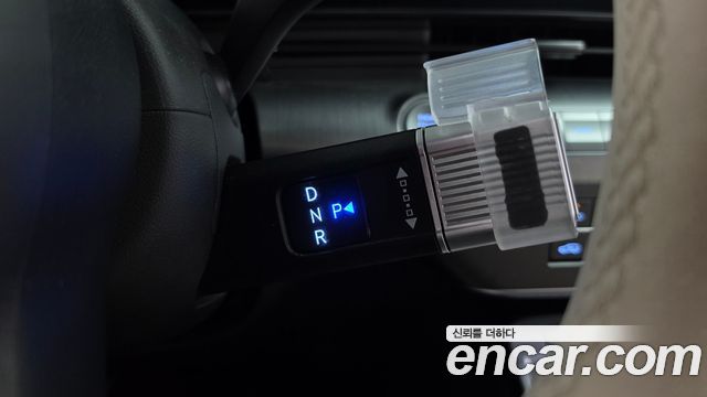 Hyundai Kona 2025 — photo 12