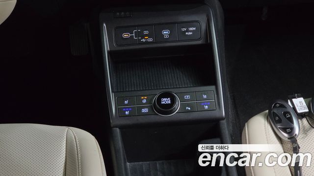 Hyundai Kona 2025 — photo 33