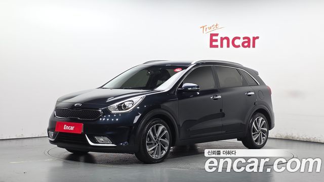 Kia Niro 2017 — photo 1