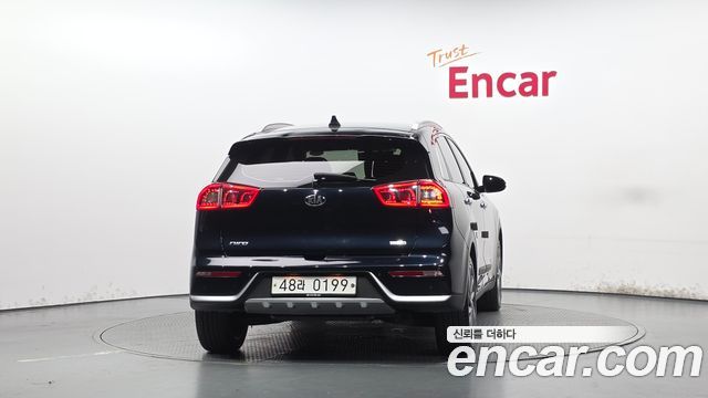 Kia Niro 2017 — photo 4