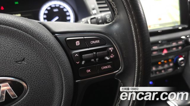 Kia Niro 2017 — photo 25