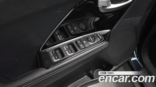 Kia Niro 2017 — photo 28