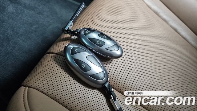 Hyundai Grandeur 2025 — photo 21