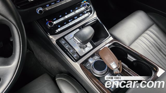 Genesis EQ900 2017 — photo 12