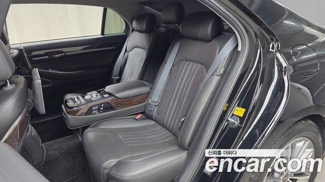 Genesis EQ900 2017 — photo 18