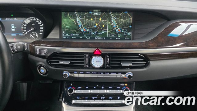 Genesis EQ900 2017 — photo 19