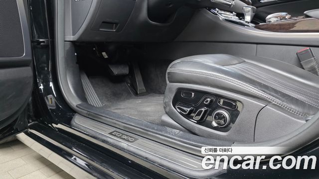 Genesis EQ900 2017 — photo 31