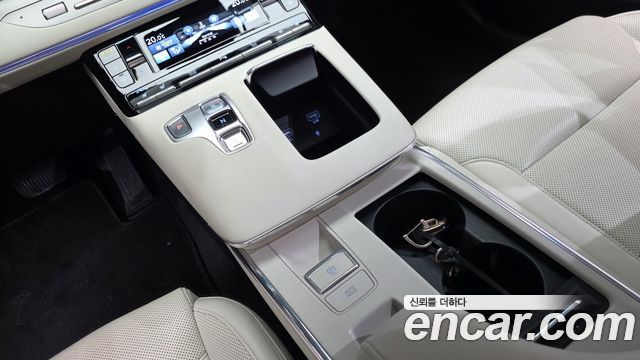 Hyundai Grandeur 2022 — photo 12