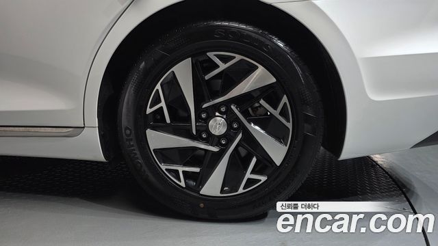Hyundai Grandeur 2022 — photo 7