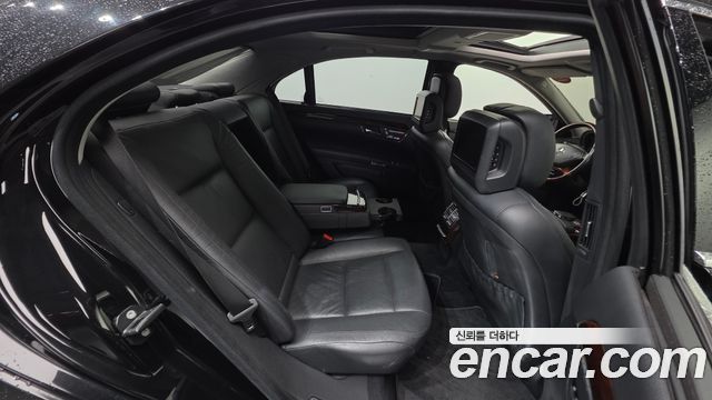Mercedes-Benz S-Class 2011 — photo 17