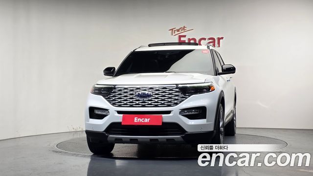 Ford Explorer 2022 — photo 3