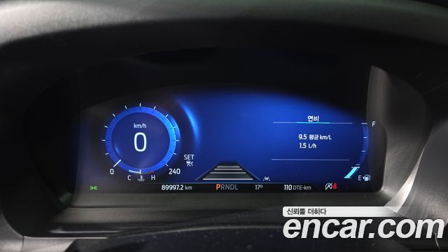 Ford Explorer 2022 — photo 11