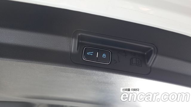 Ford Explorer 2022 — photo 22