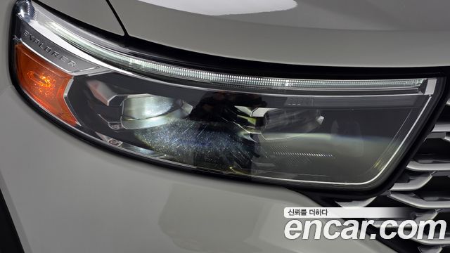 Ford Explorer 2022 — photo 8