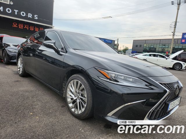 Lexus ES 2024 — photo 2