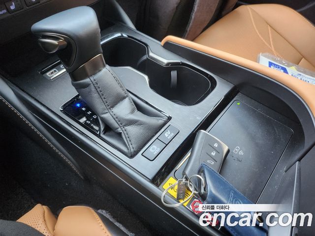 Lexus ES 2024 — photo 7