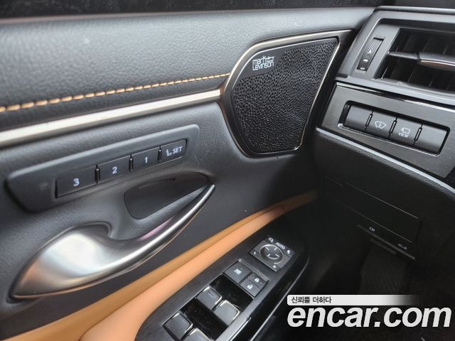 Lexus ES 2024 — photo 14