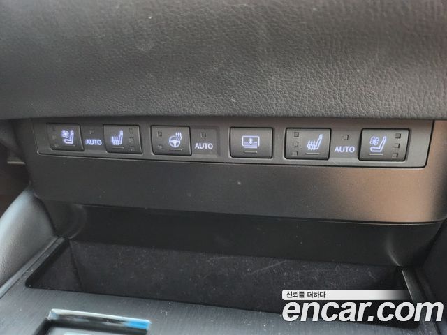Lexus ES 2024 — photo 15