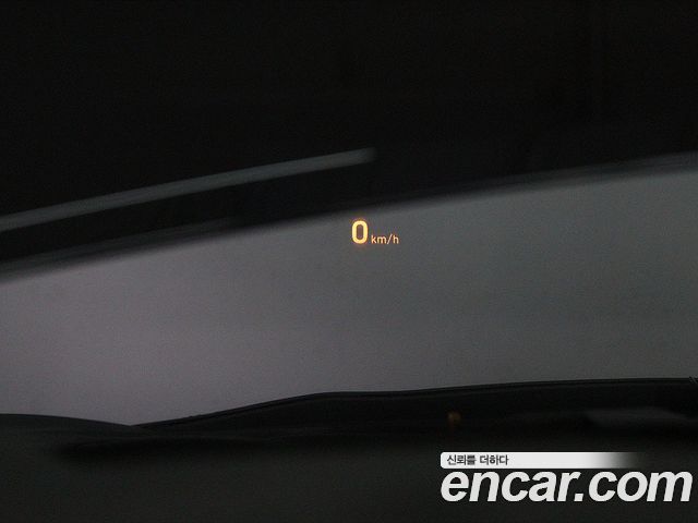 Genesis G80 2019 — photo 9