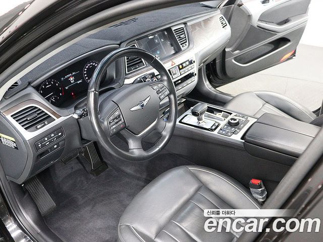 Genesis G80 2019 — photo 16