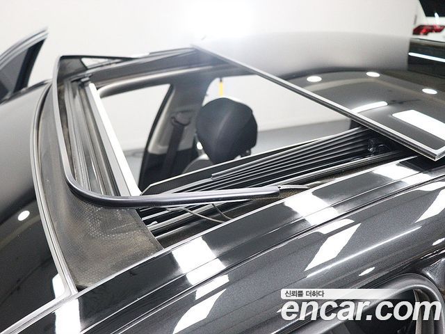 Genesis G80 2019 — photo 17