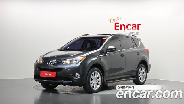 Toyota RAV4 2015 — photo 1