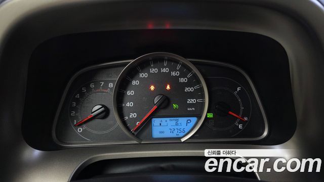 Toyota RAV4 2015 — photo 8