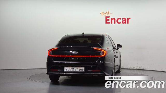 Hyundai Sonata 2022 — photo 4