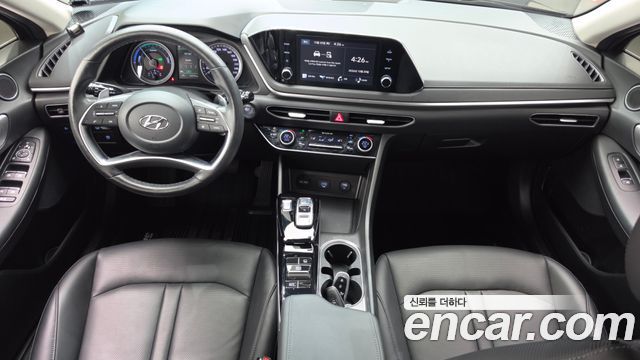 Hyundai Sonata 2022 — photo 10