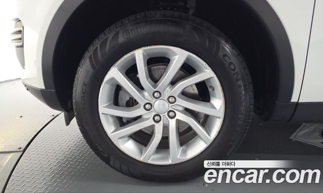 Land Rover Discovery Sport 2017 — photo 5