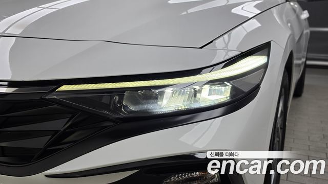 Hyundai AVANTE 2024 — photo 8