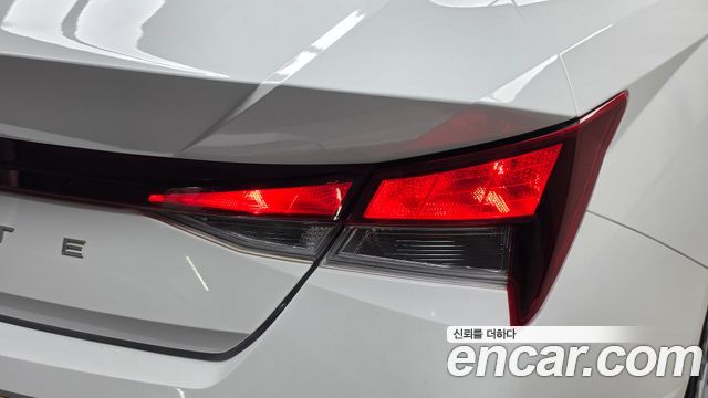 Hyundai AVANTE 2024 — photo 9