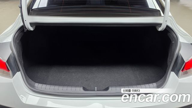 Hyundai AVANTE 2024 — photo 28