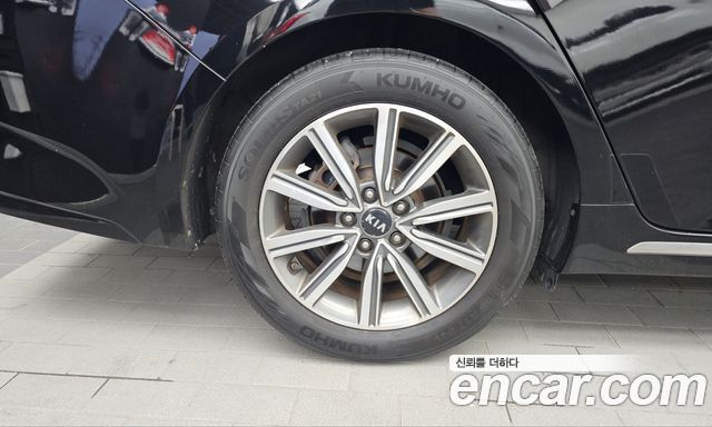 Kia K5 2020 — photo 5