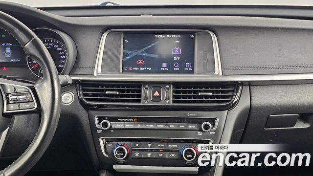 Kia K5 2020 — photo 19