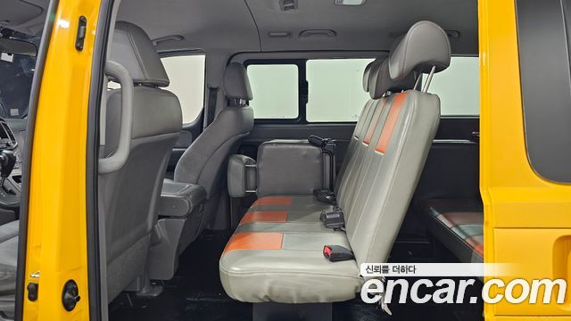 Hyundai Starex 2021 — photo 12