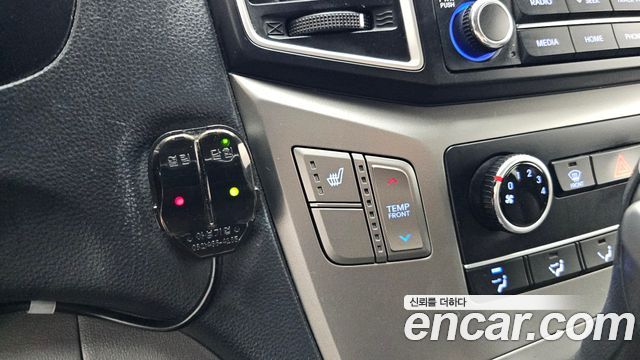 Hyundai Starex 2021 — photo 18