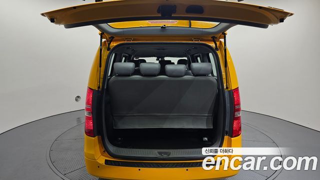 Hyundai Starex 2021 — photo 20
