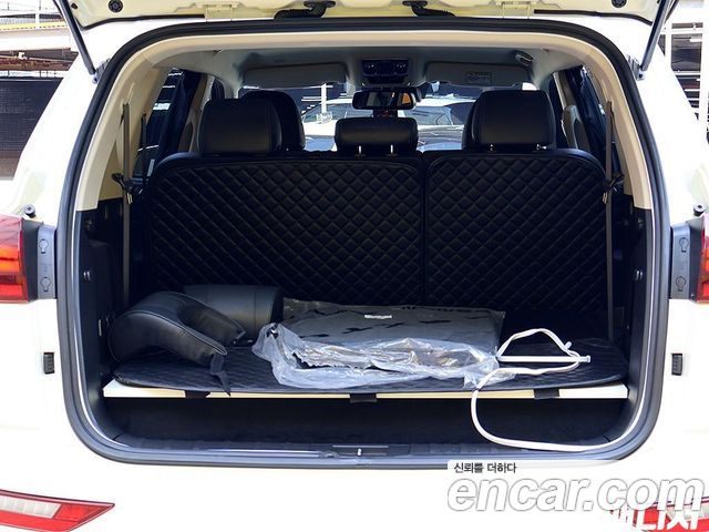 KG Mobility Rexton 2021 — photo 16