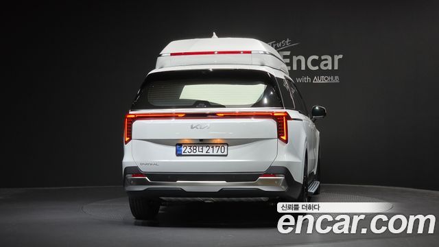 Kia Canival 2025 — photo 4