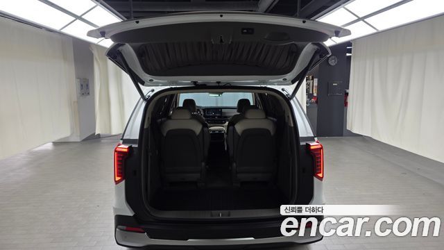 Kia Canival 2025 — photo 24