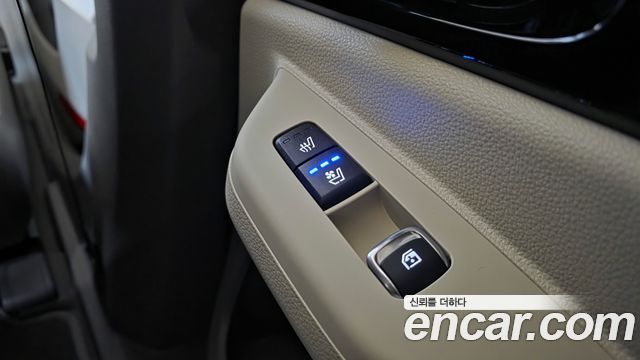 Kia Canival 2025 — photo 28