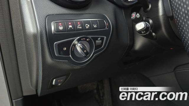 Mercedes-Benz GLC-Class 2019 — photo 24